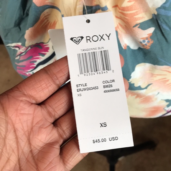 Roxy printed cutout romper size xs - Picture 7 of 8